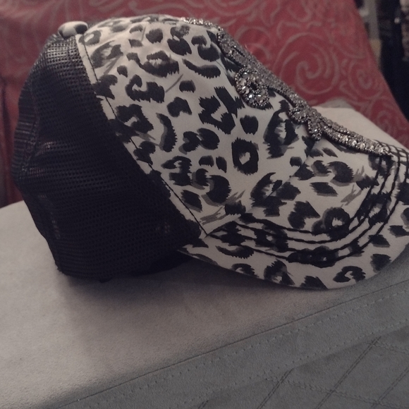 Designer Bling Bling Hat - Picture 2 of 4